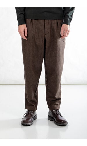 Universal Works Universal Works Broek / Pleated Track Pant / Bruine Tweed Universal Works Universal Works Broek / Pleated Track Pant / Bruine Tweed