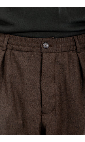 Universal Works Universal Works Broek / Pleated Track Pant / Bruine Tweed Universal Works Universal Works Broek / Pleated Track Pant / Bruine Tweed