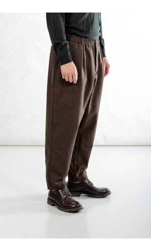 Universal Works Universal Works Broek / Pleated Track Pant / Bruine Tweed Universal Works Universal Works Broek / Pleated Track Pant / Bruine Tweed