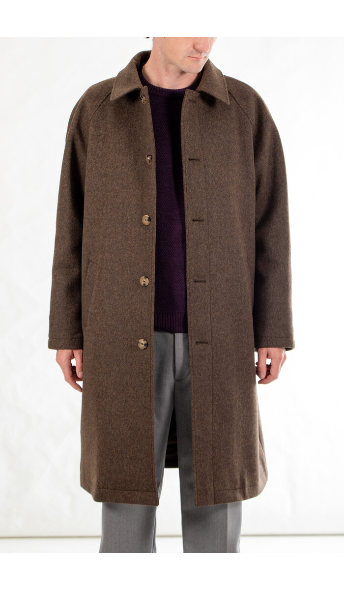 De Bonne Facture De Bonne Facture Jas / Parisian Raglan Coat / Chocoladegroen