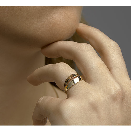 Collectie Milikan 14 karaat geelgouden fantasiering, open druppelvorm 1050067.