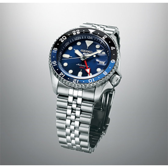 Seiko SEIKO 5 SPORTS SSK003K1, automaat staal/staal, GMT, blauwe wijzerplaat, 10ATM
