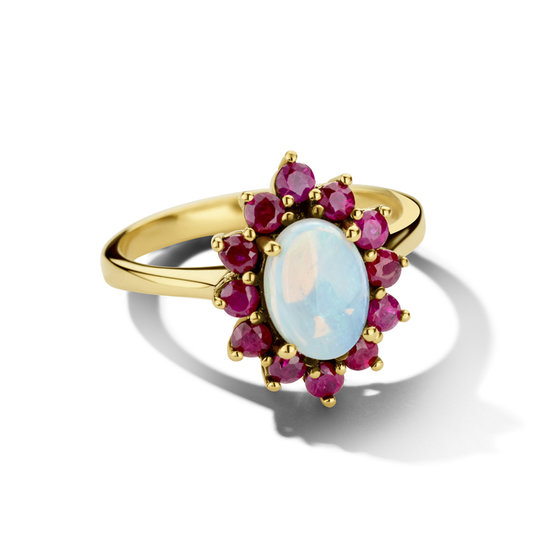 Collectie Milikan 14 karaat  geelgouden vintage-look ring met opaal 0.80ct en robijn 0.492ct, maat 17 1/4, 1054170