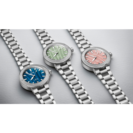 Oris Oris Aquis Date Relief 01 733 7770 4155-07 8 18 05P /36.5mm