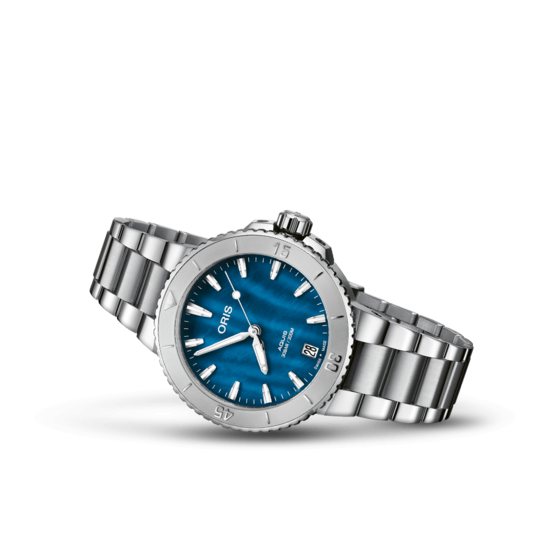 Oris Oris Aquis Date Relief 01 733 7770 4155-07 8 18 05P /36.5mm