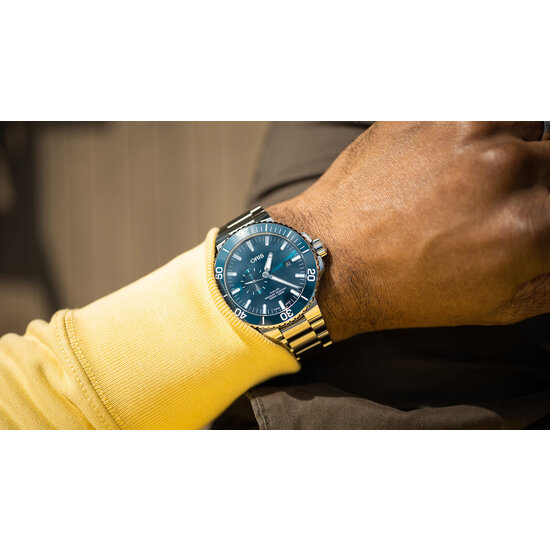 Oris Oris Aquis Small Second Date 01 743 7733 4155-07 4 24 69EB | 45.5 mm