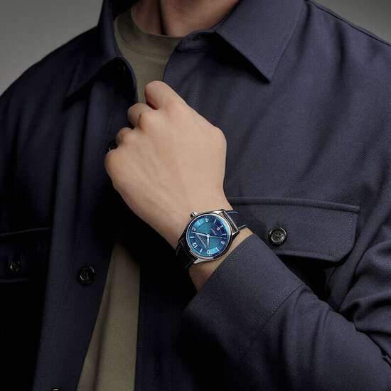 Frederique Constant Frederique Constant Classics Runabout Automatic FC-303RMLN5B6 / 42mm