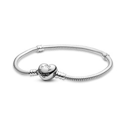PANDORA 594594C00 Silver bracelet with heart-shaped clasp