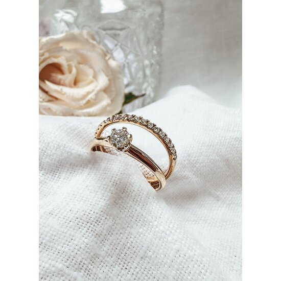 Collectie Milikan Huiscollectie 14krt geelgouden rijring, aanschuif, met 19 diamanten tot. 0.26crt W/Si, 1057907