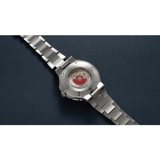 Oris Oris Aquis Date 01 733 7789 4154-07 8 23 04PEB / 43.5mm