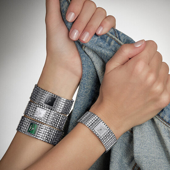 Frederique Constant Frederique Constant Classics Manchette FC-200WR1MC6B