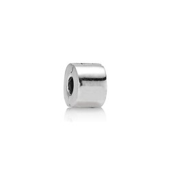 PRE-OWNED PANDORA 790138 zilveren clip