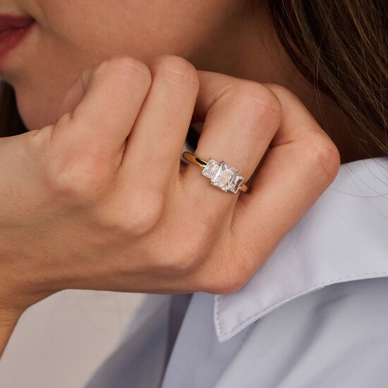 Ti Sento Milano TI SENTO MILANO 12419ZY Zilver gerhodineerde ring met verguld, rechthoekige zirkonia's groot en klein