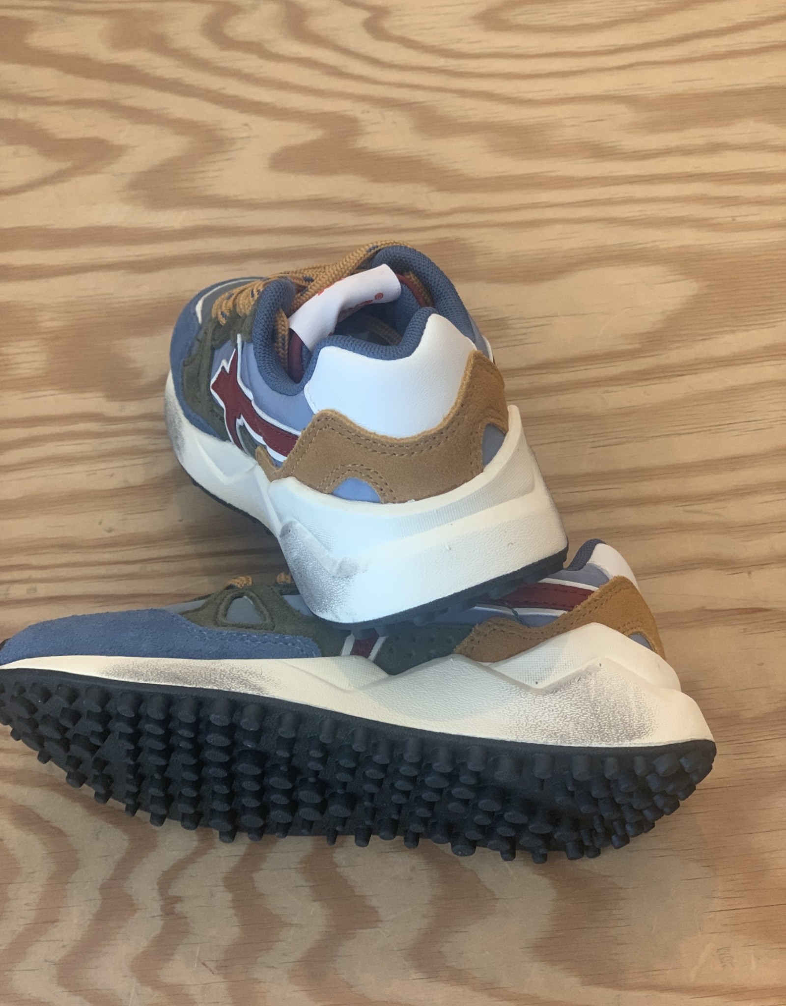 W6YZ WOLF J 1E85 SUEDE/VINTAGE