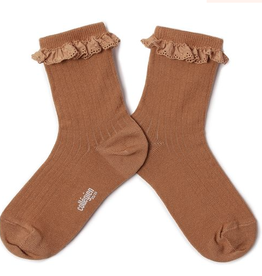 COLLÉGIEN COLLÉGIEN CHAUSSETTES À CÔTES EN FIL D'ÉCOSSE-BRODERIE ANGLAISE CARAMELE AU BEURRE SALÉ