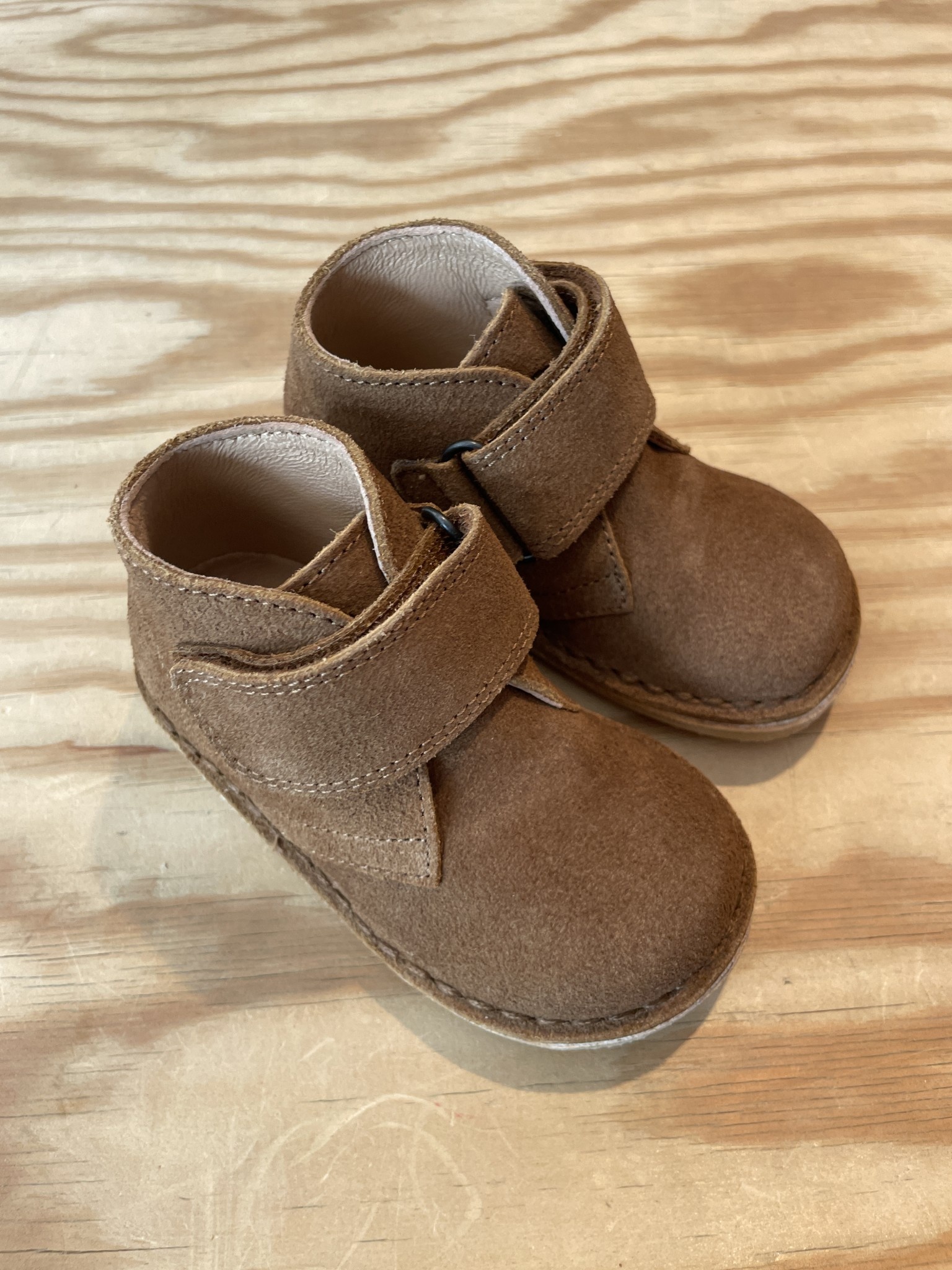 Age velcro desert boots hotsell