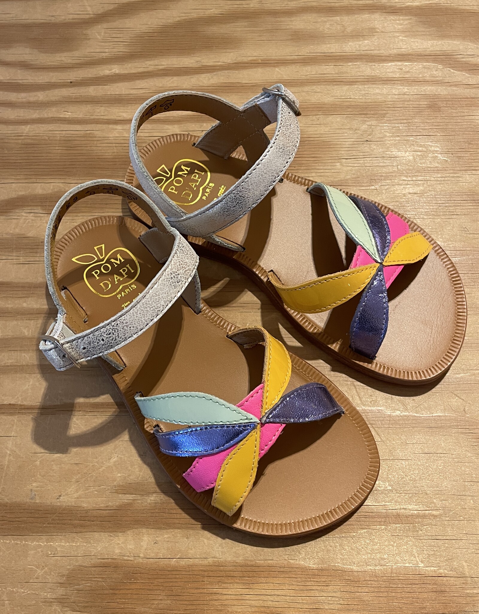 POM D'API POM D'API PLAGETTE SANDALEN MET GESP OTO MUESTRA SILVER MULTI