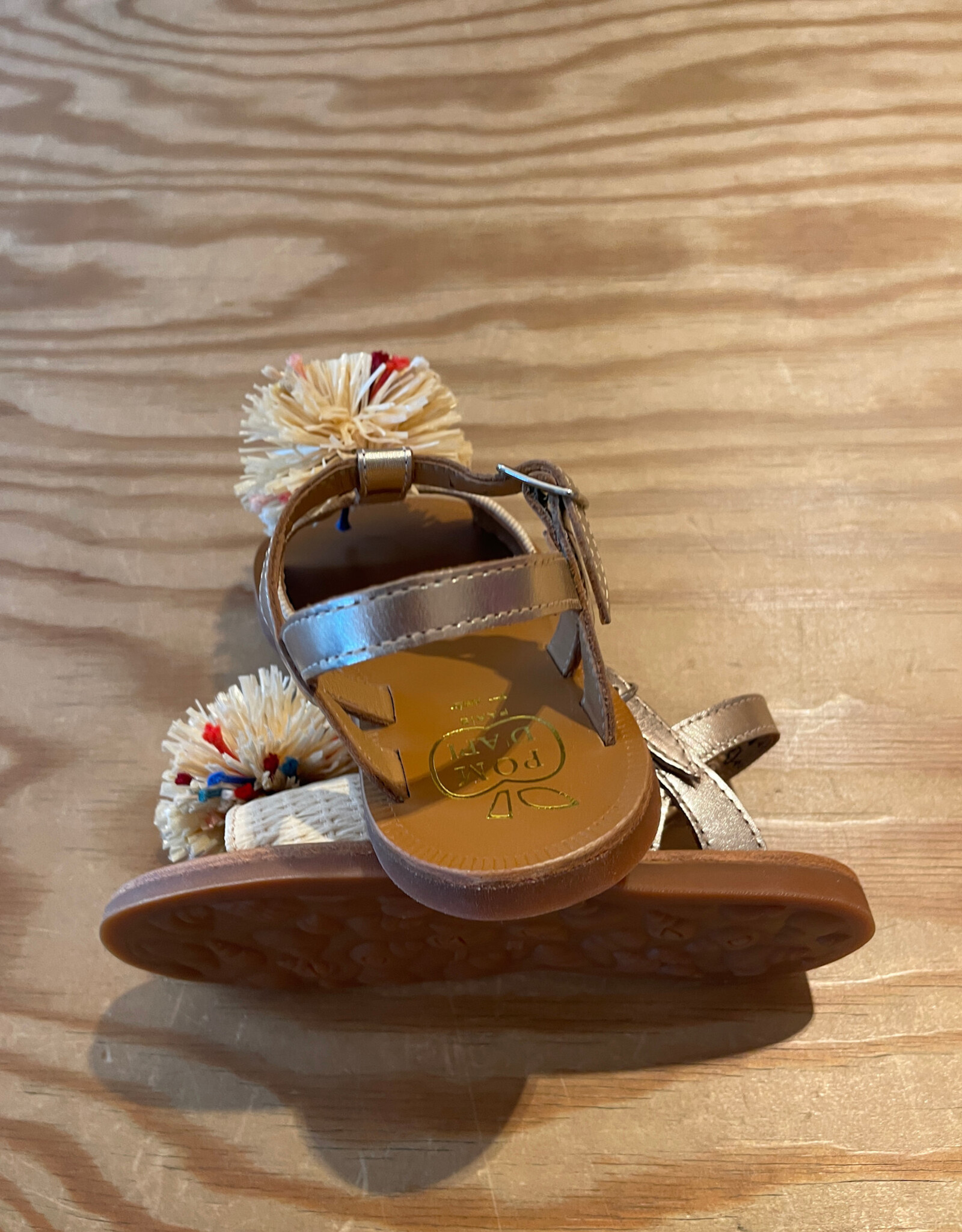 POM D'API POM D'API PLAGETTE POMPOM SANDALEN LAM ORO PALA CREMA