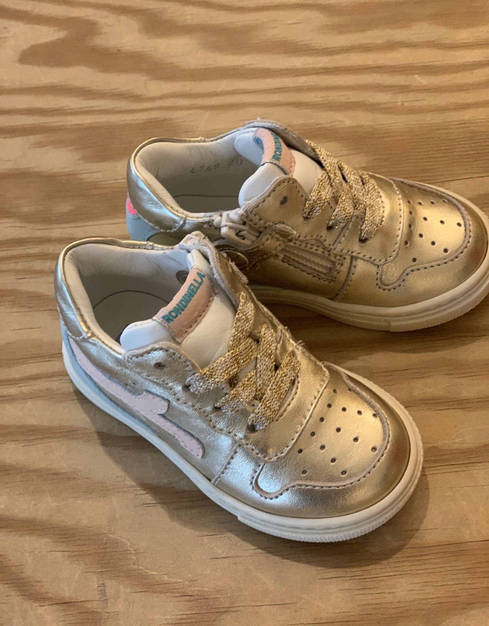 RONDINELLA RONDINELLA 4749 6412 PLATI