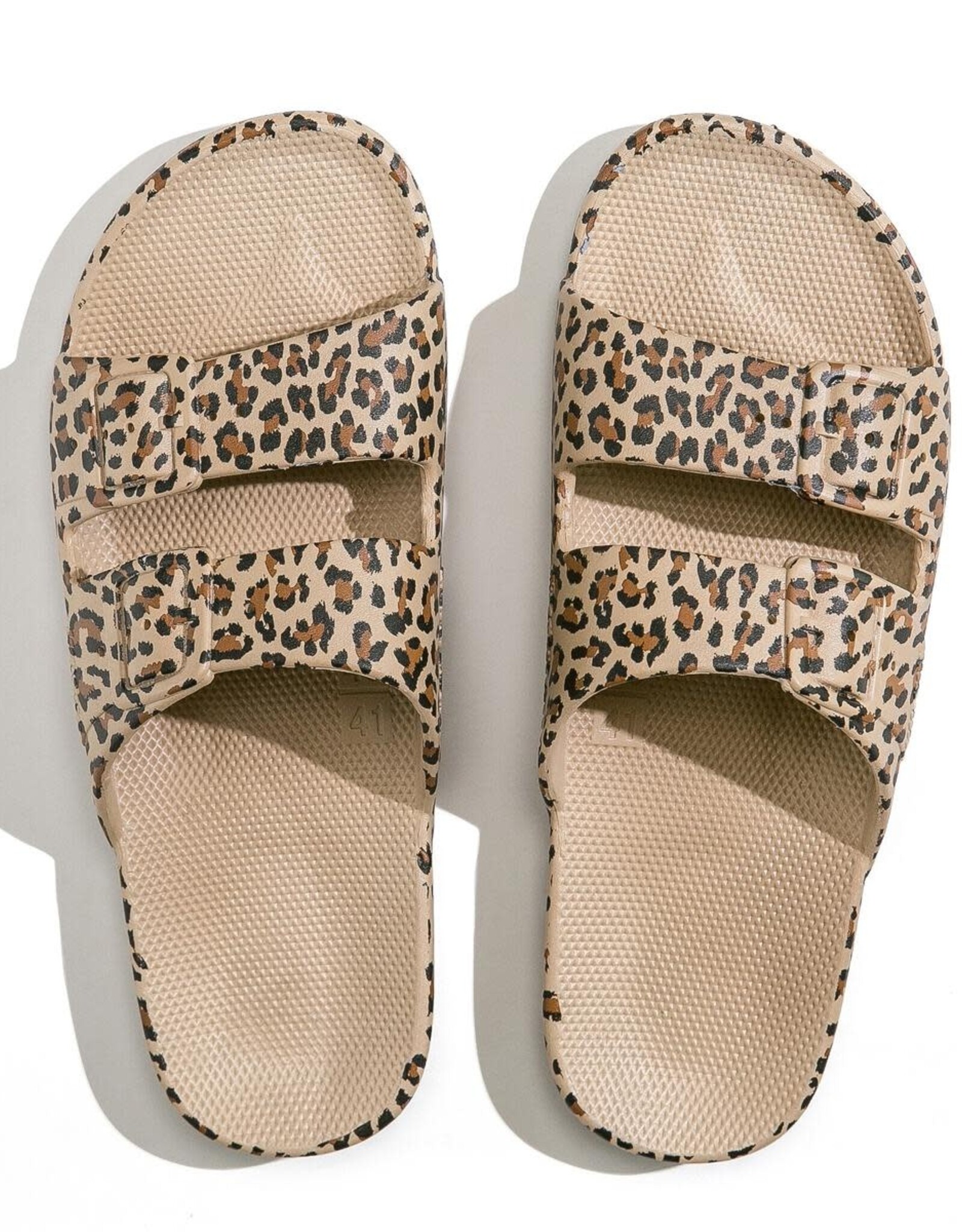 FREEDOM MOSES FREEDOM MOSES WILDCAT SANDS SLIPPERS