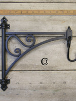 Cottingham Collection swivel plant hanger Black