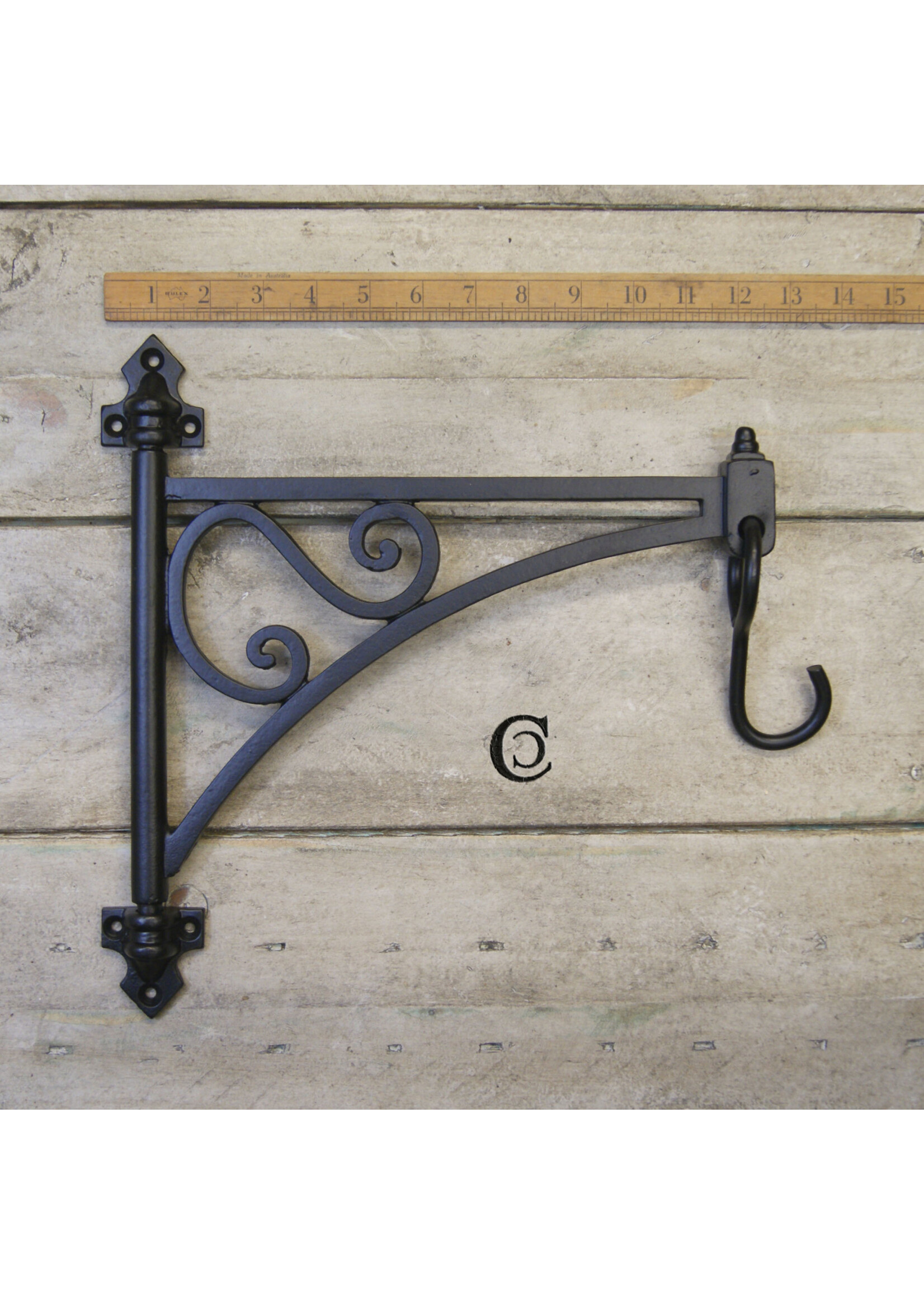 Cottingham Collection swivel plant hanger Black