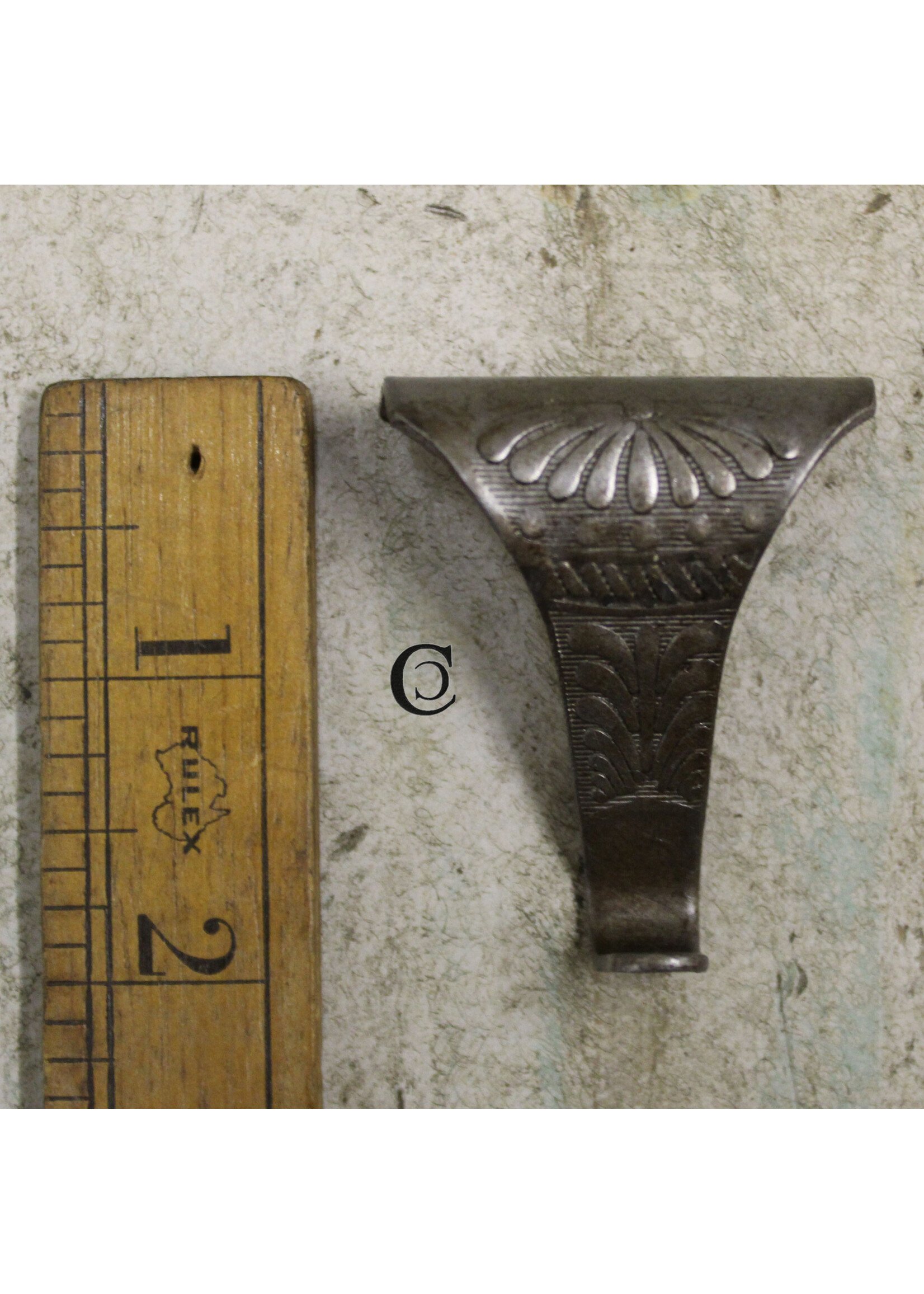 Cottingham Collection Picture rail hook antique