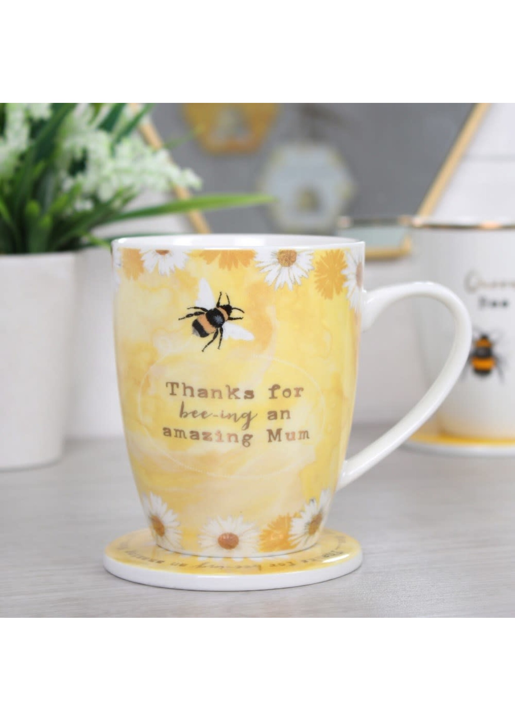Amazing Mum Bee Mug