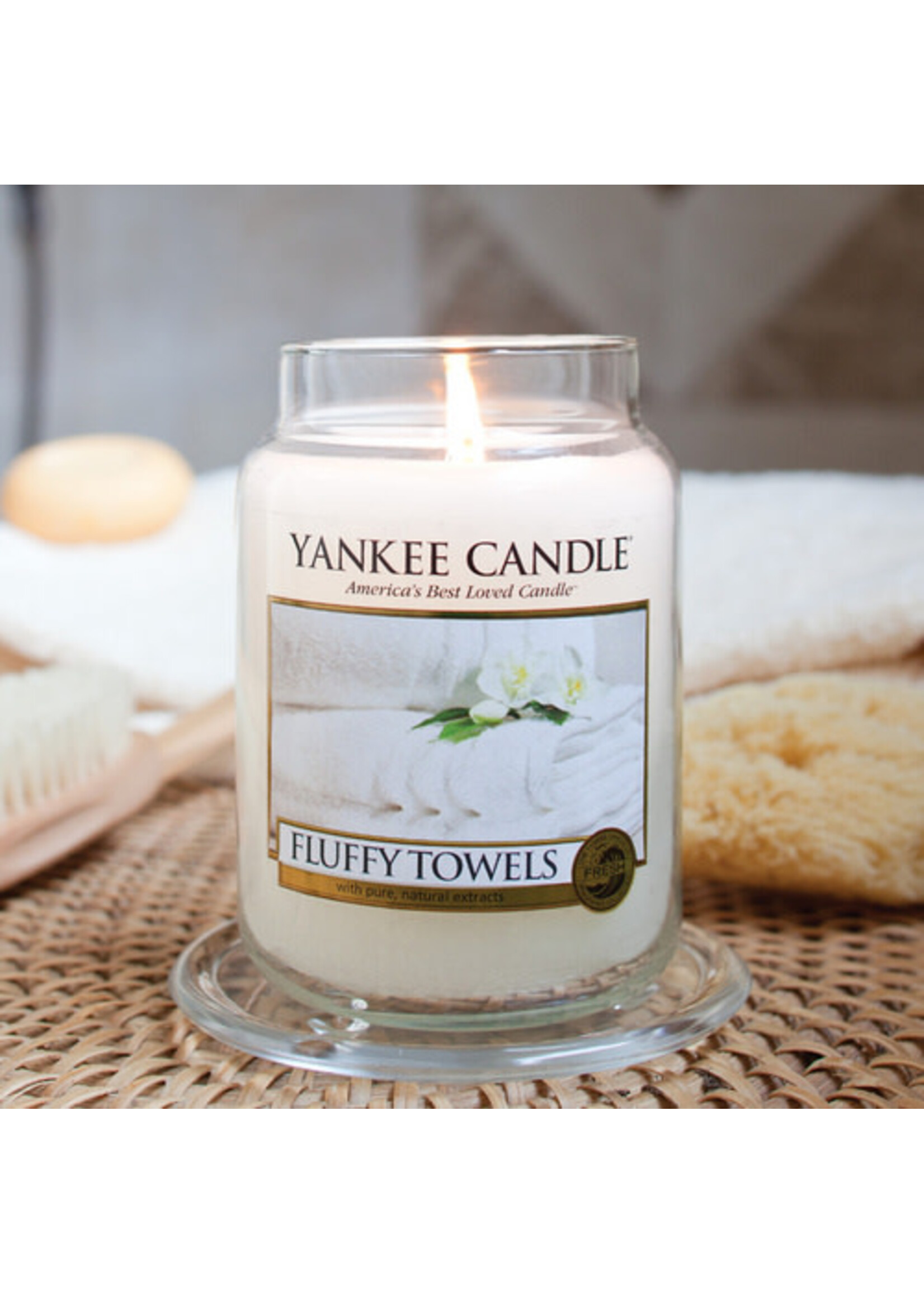 Yankee Yankee Fluffy Towels Candle Large Jar