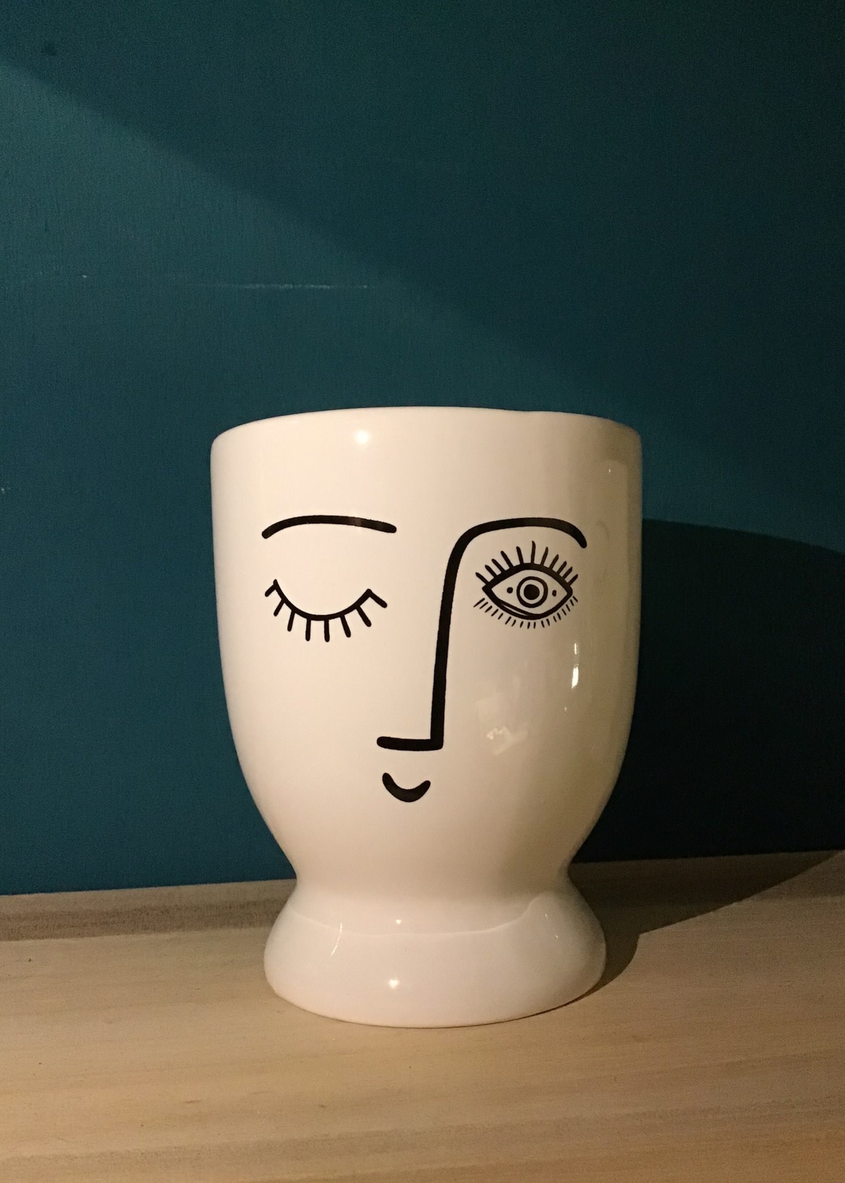 Doll Face White Eye Planter