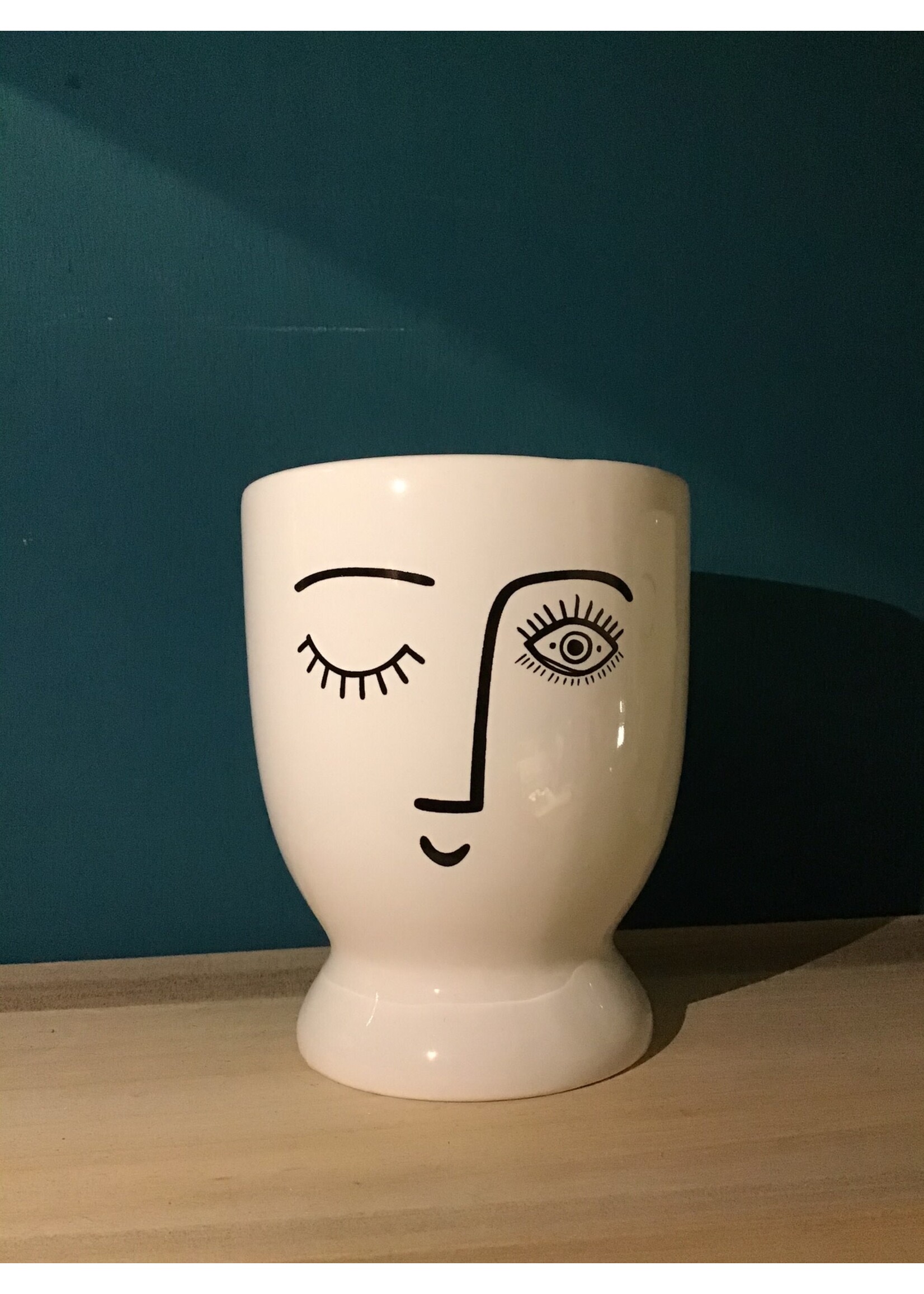 Doll Face White Eye Planter
