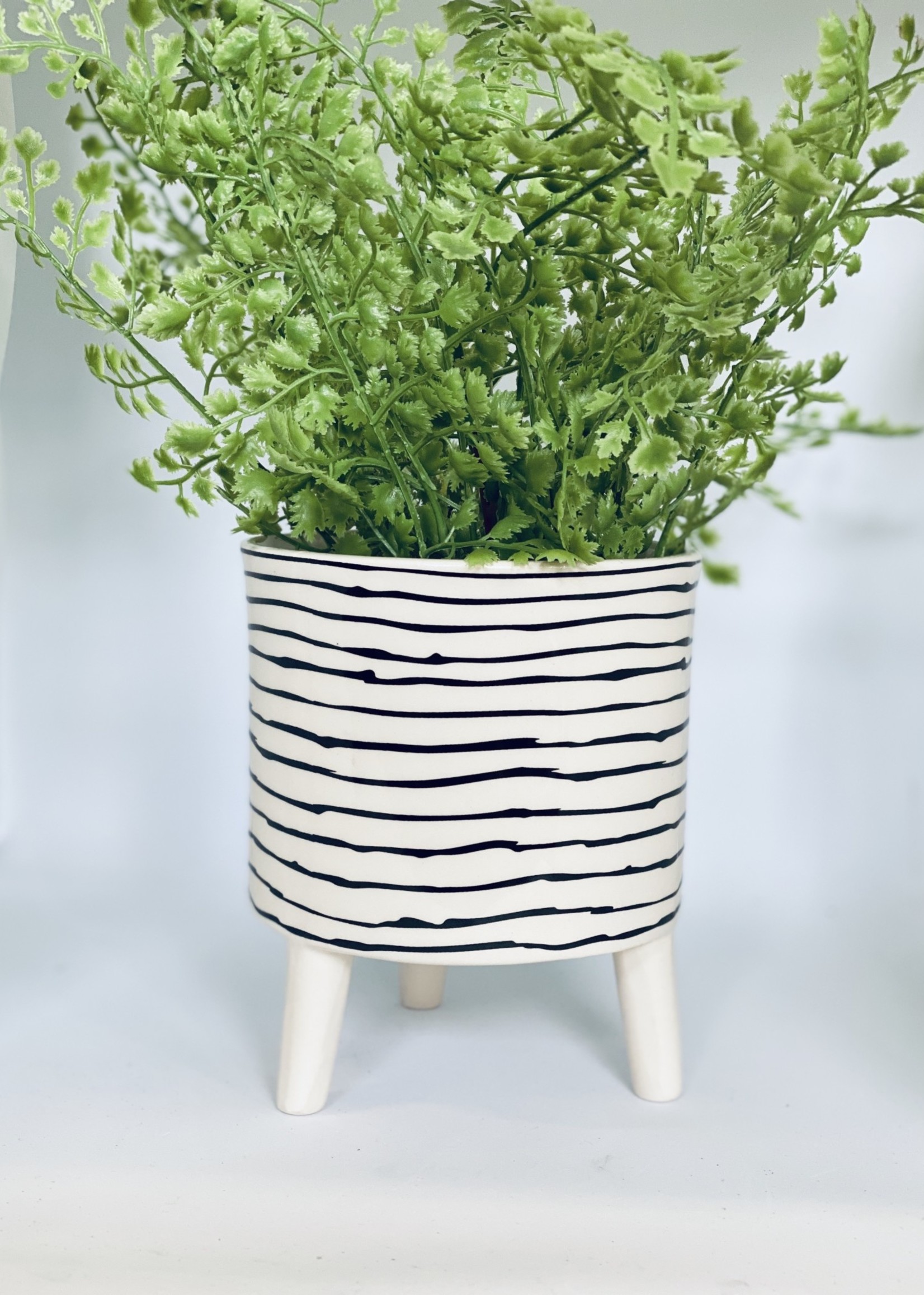 Decoris Planter On Legs, Spots and Stripes