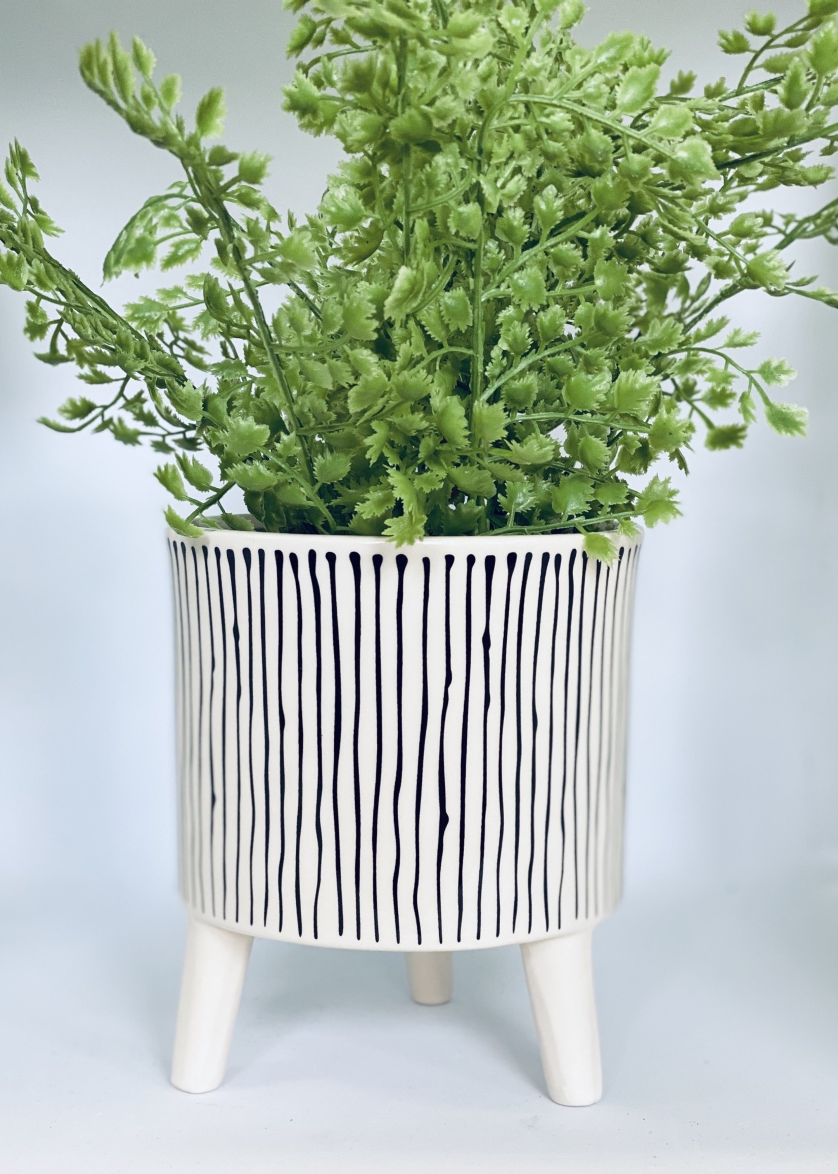 Decoris Planter On Legs, Spots and Stripes