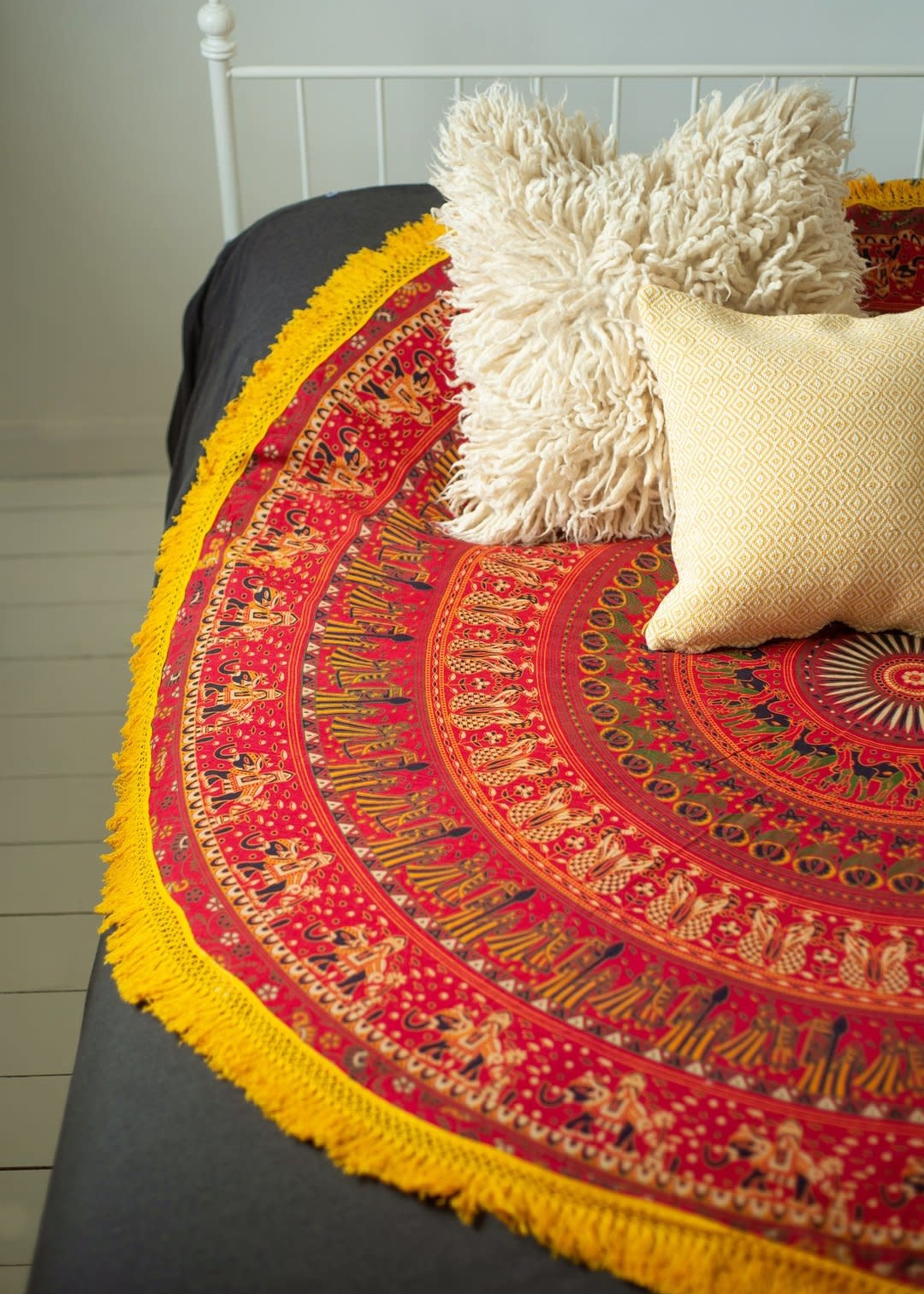 Ian Snow Round Mandala Throw