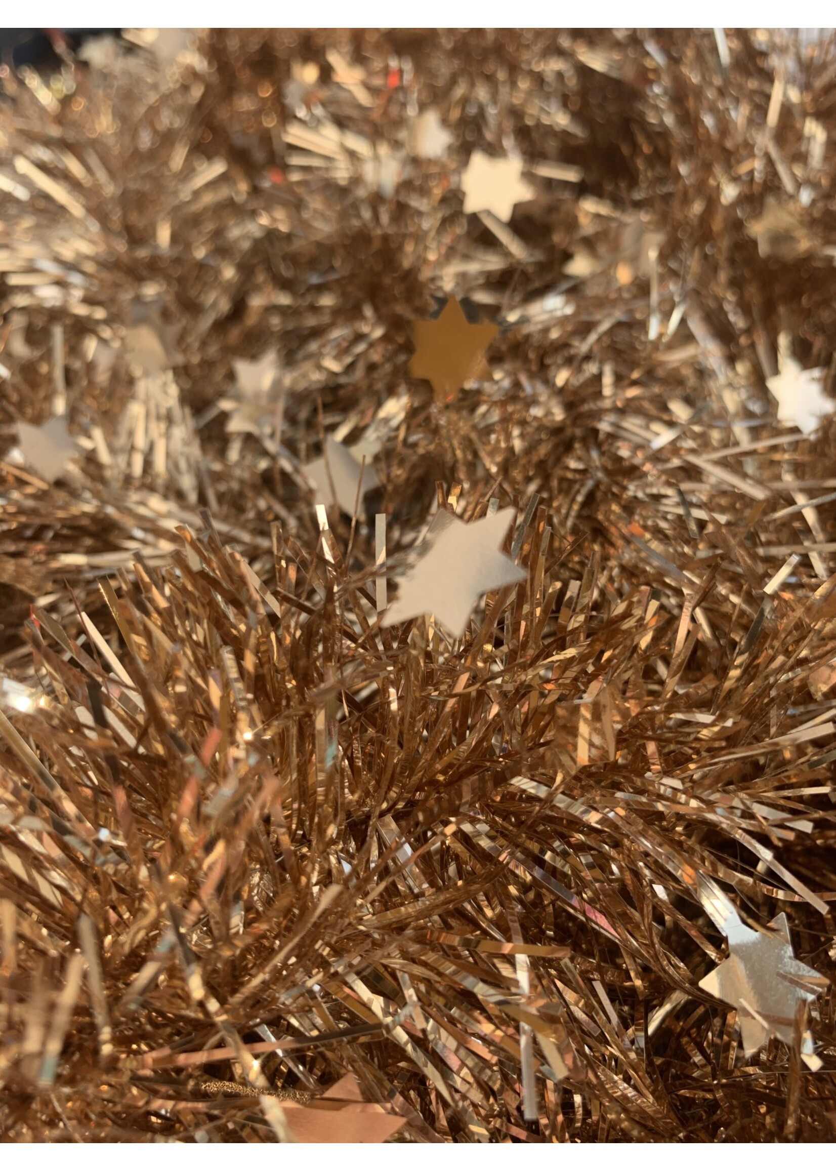 Tinsel Star garland Shiny 4ply 100mm x 2.7m - almond