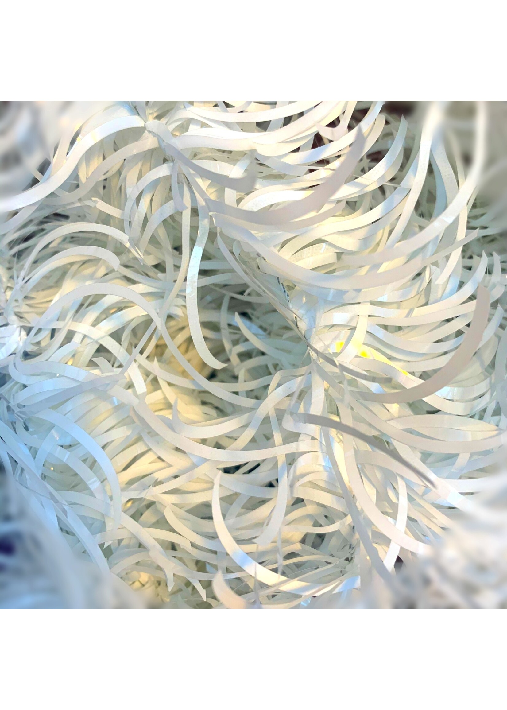 Tinsel Garland Waves 3 Ply 100mm x 2.7m - white