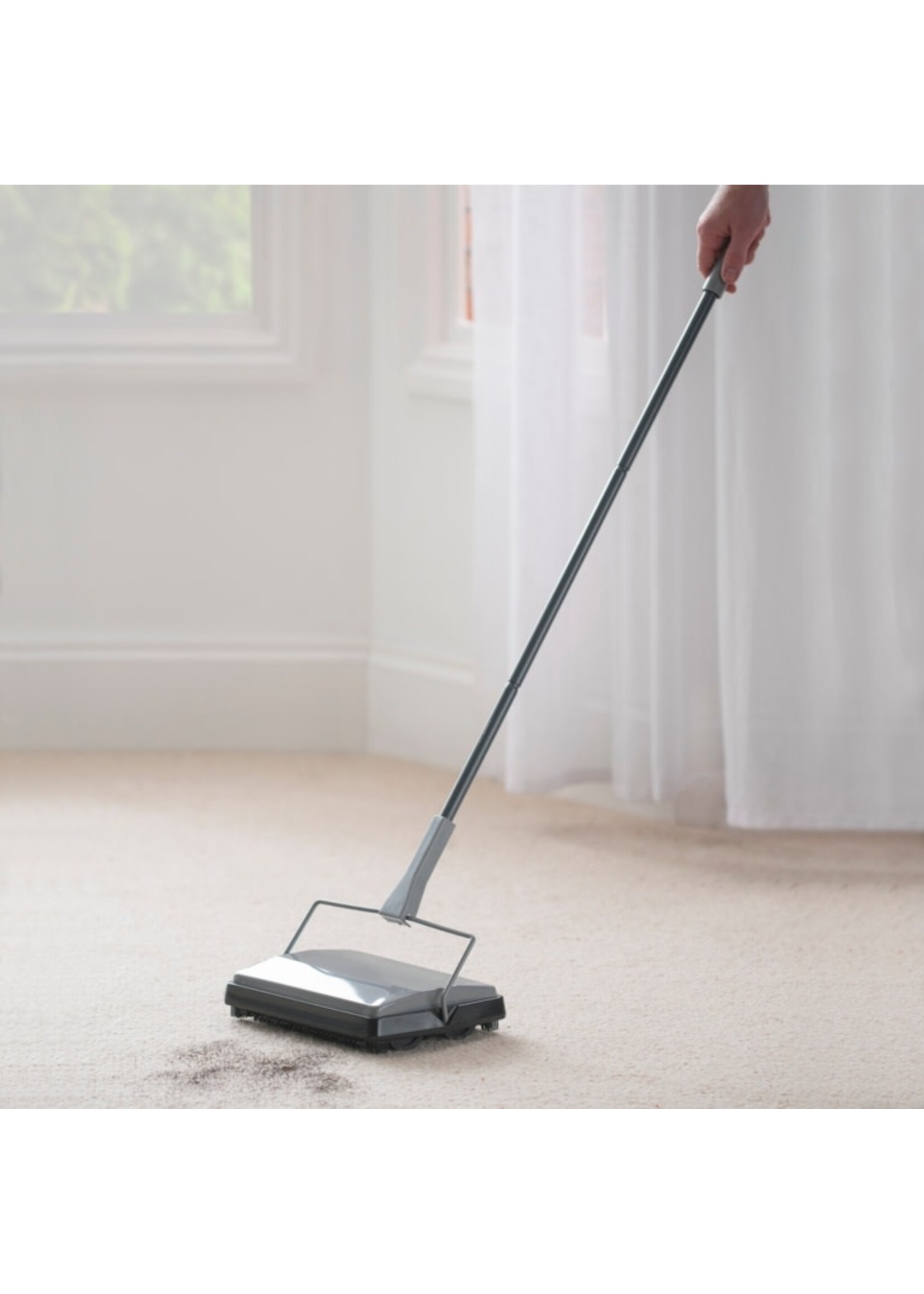 ADDIS HOUSEWARES Multi Surface Manual Sweeper
