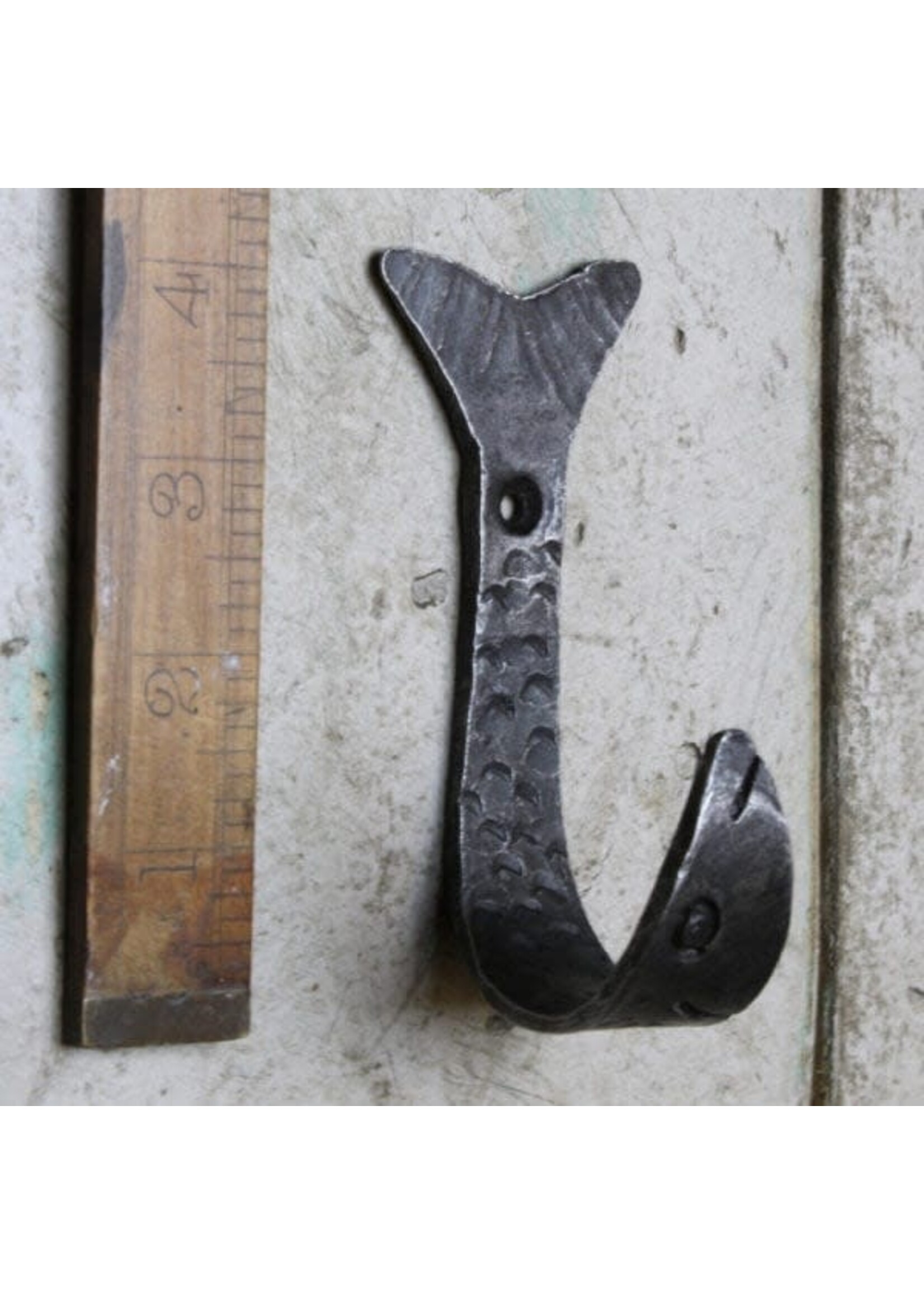 Cottingham Collection Coat hook fish black waxed – 110MM