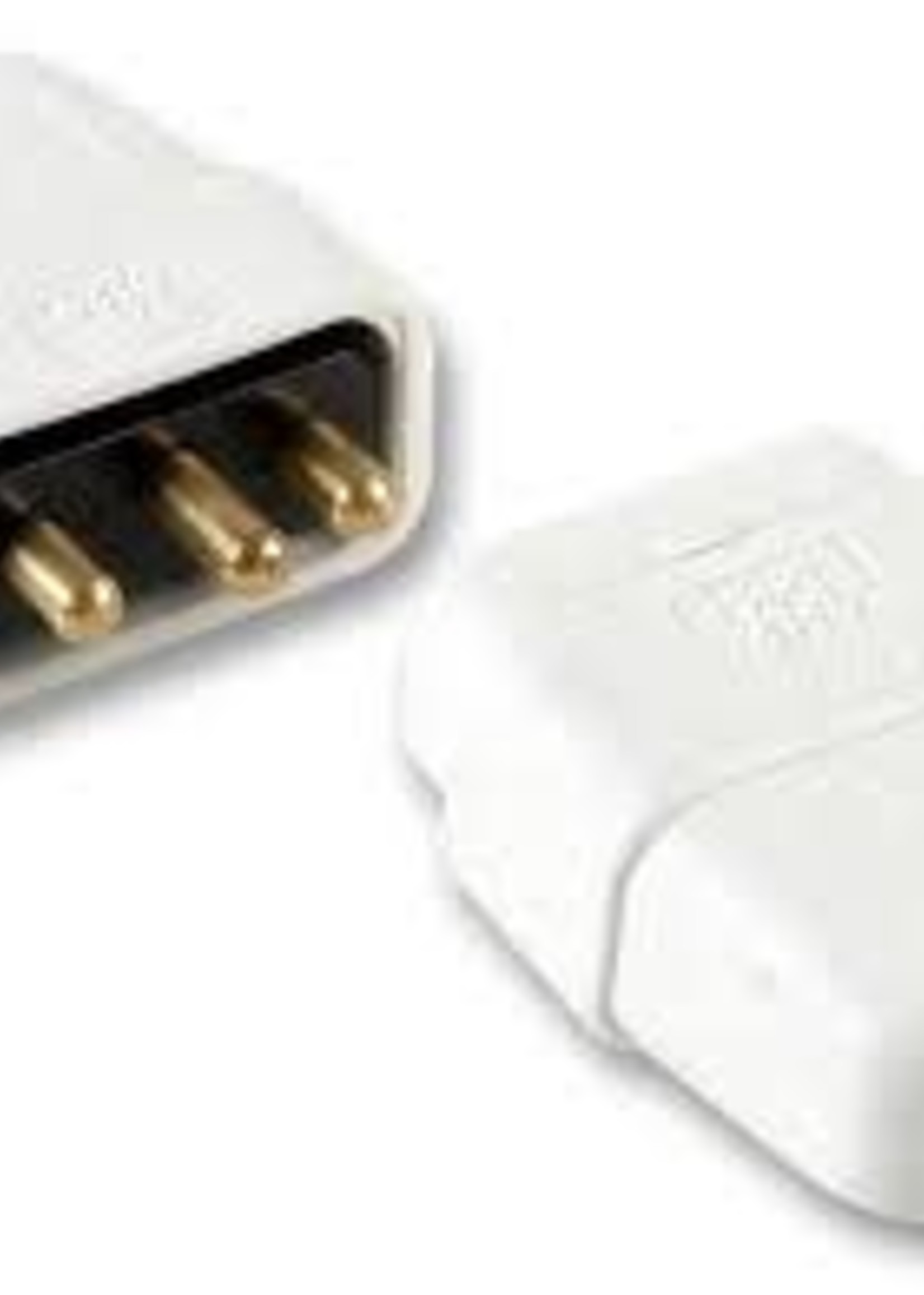 Pro-Elec Pro-Elec In-Line Rubber Connector White 3 Pin 10A