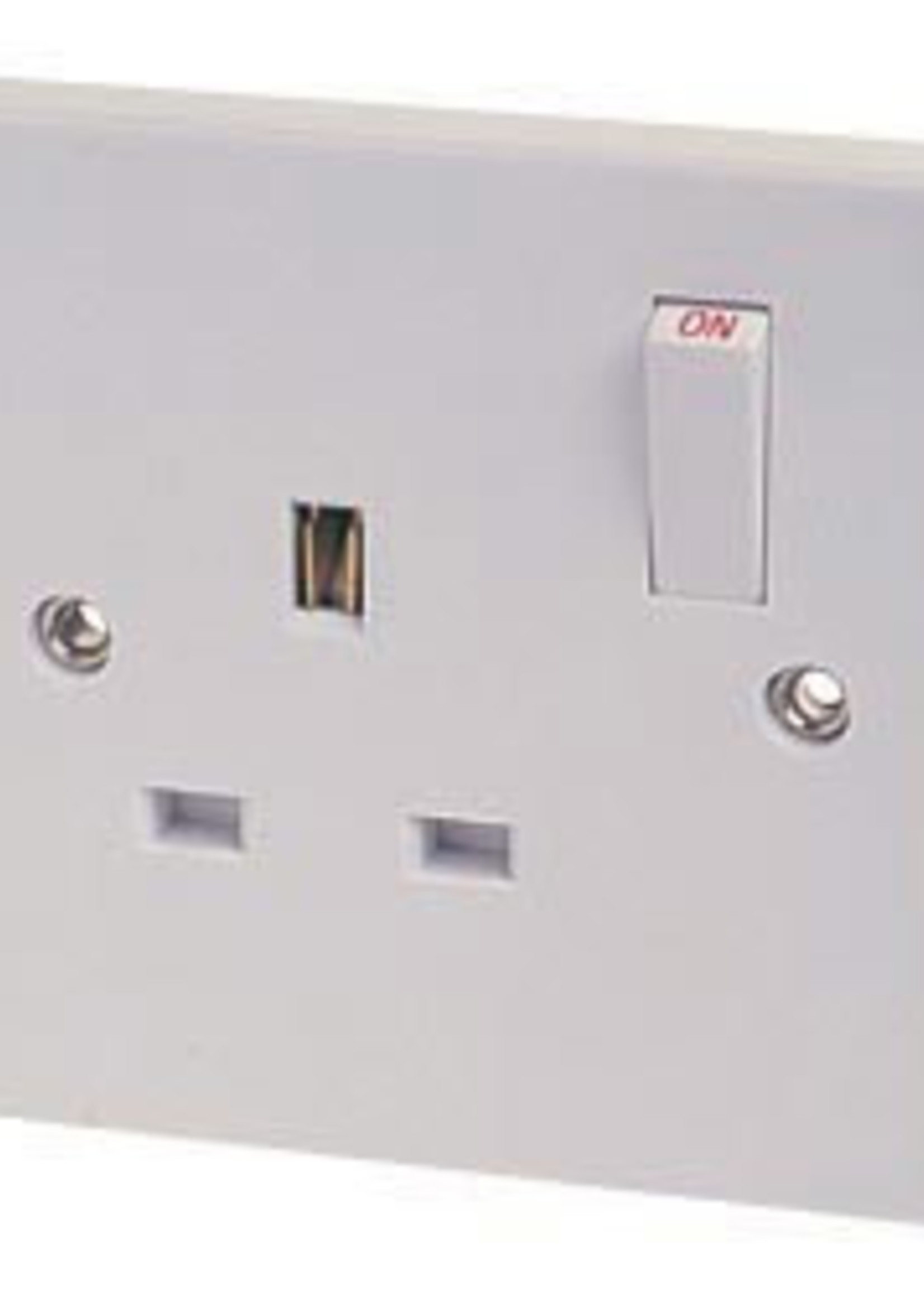 Pro-Elec Switched Socket SP 1 Gang 13A