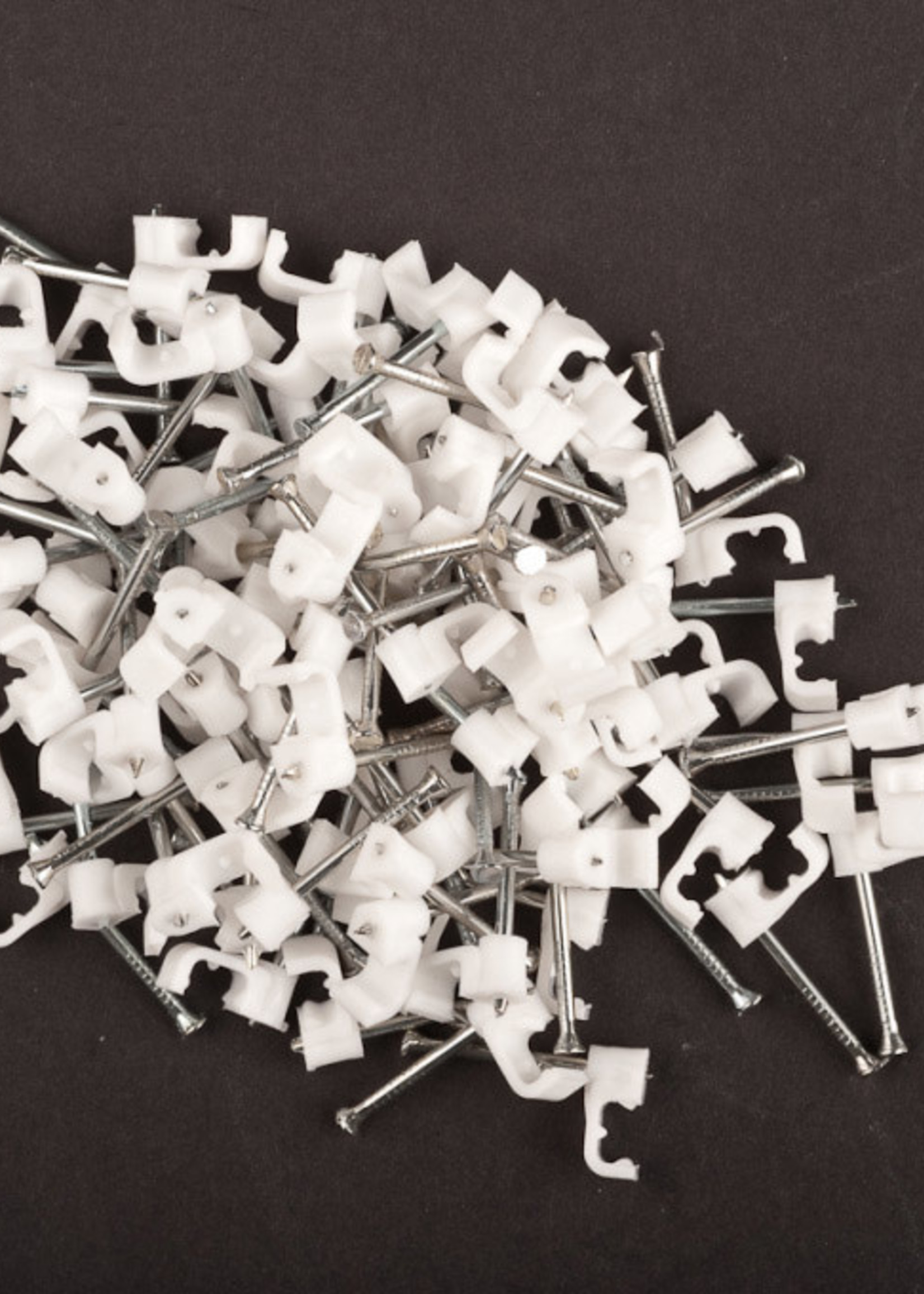 Dencon Dencon Flat Cable Clips White 5mm Box of 100