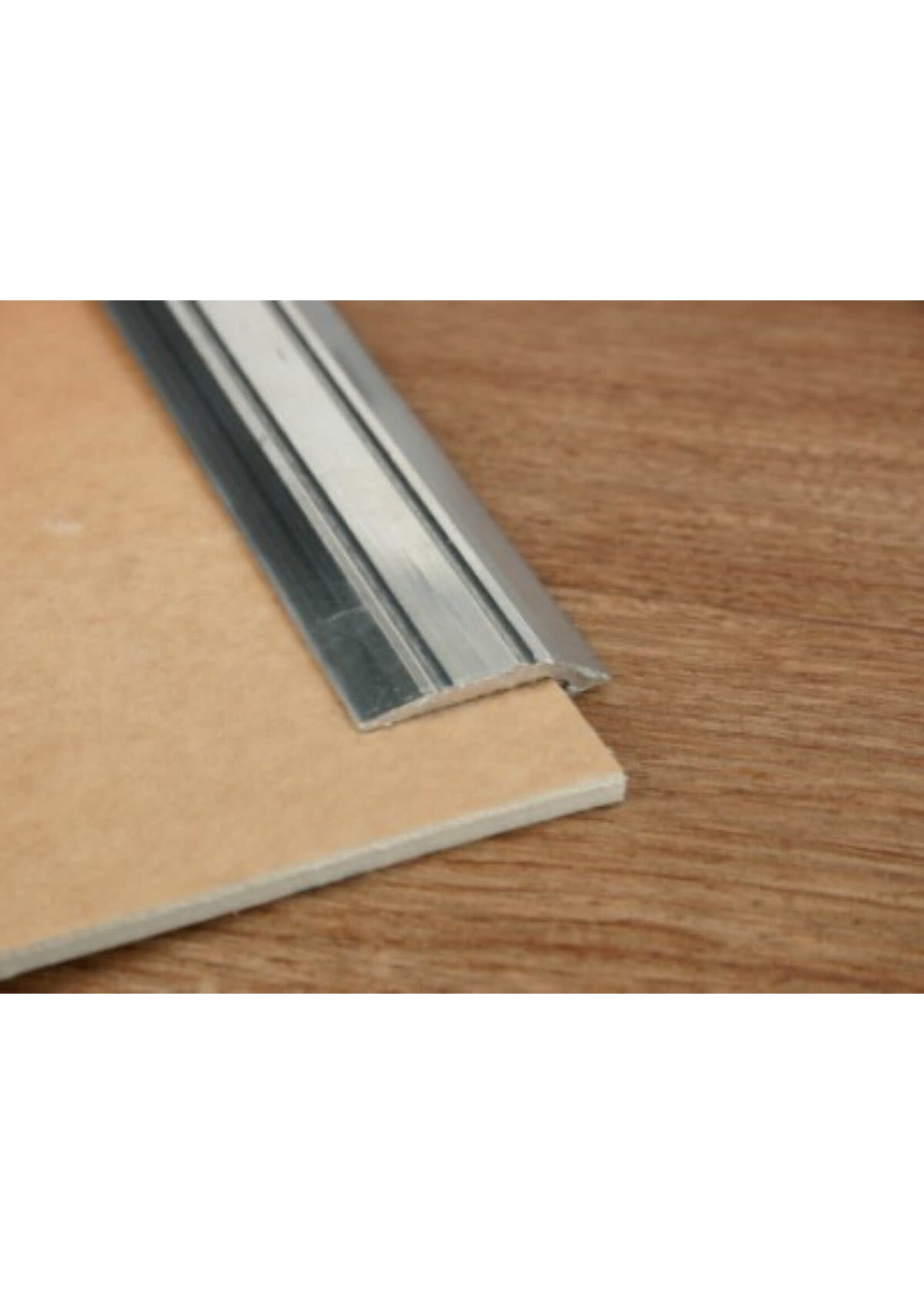 Easyfix Vinyl Edge Trim Silver Aluminium 2.7m