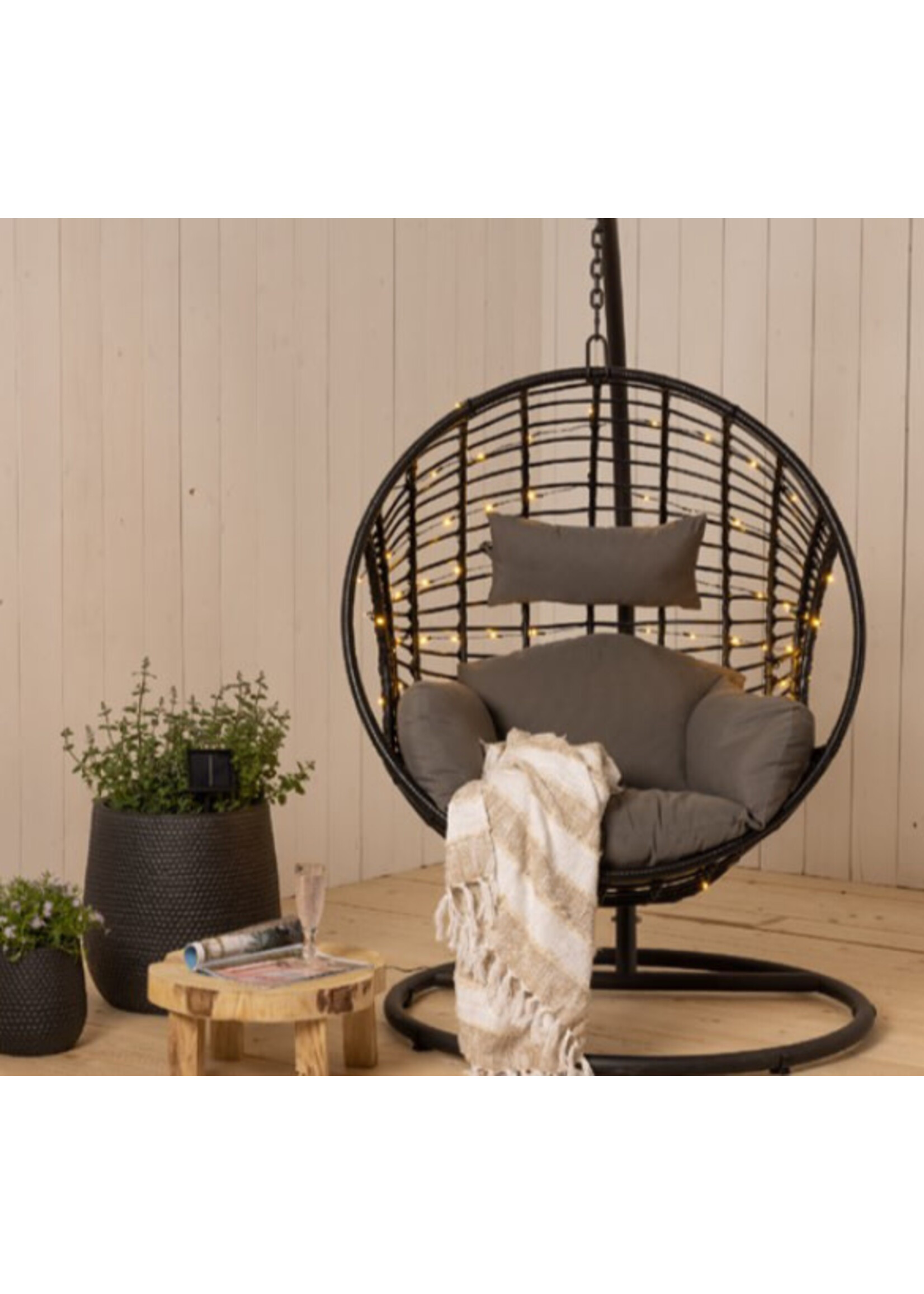 Solar Egg Chair Net Light 136 Warm White LED W95.00-H160.00cm-