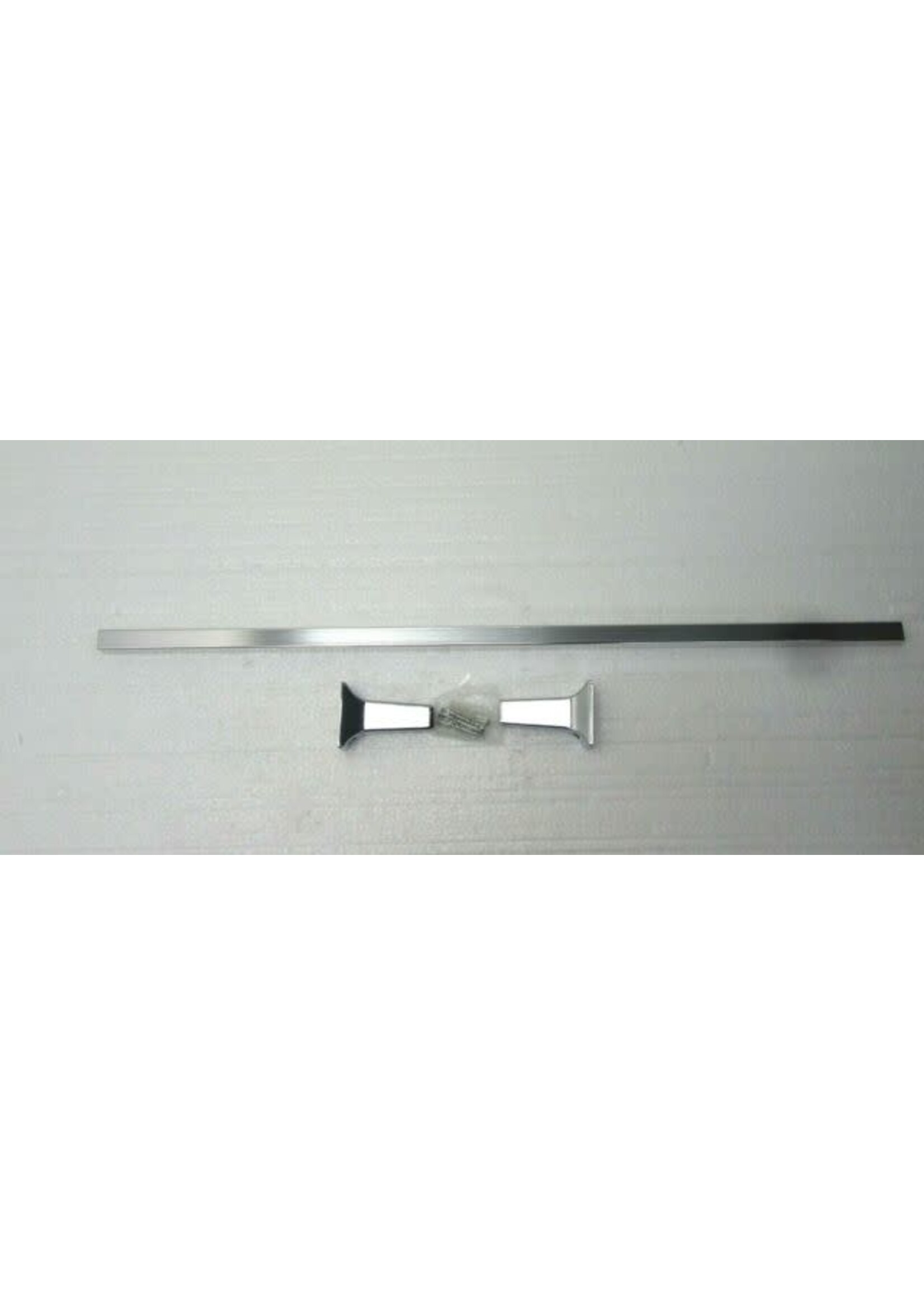 Croydex Sutton Single Towel Rail - Chrome