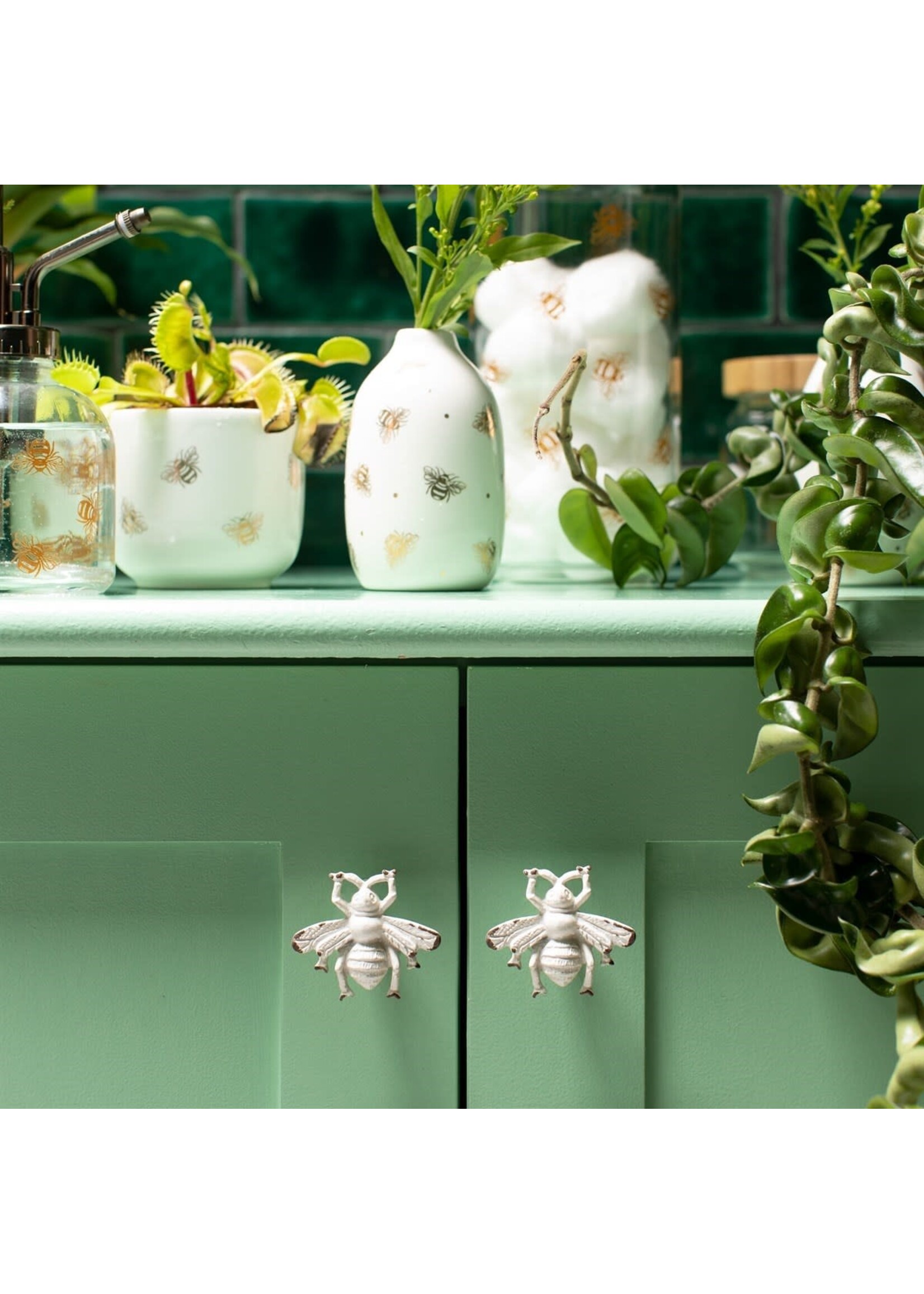 Sass & Belle Antique White Bee Drawer Knob