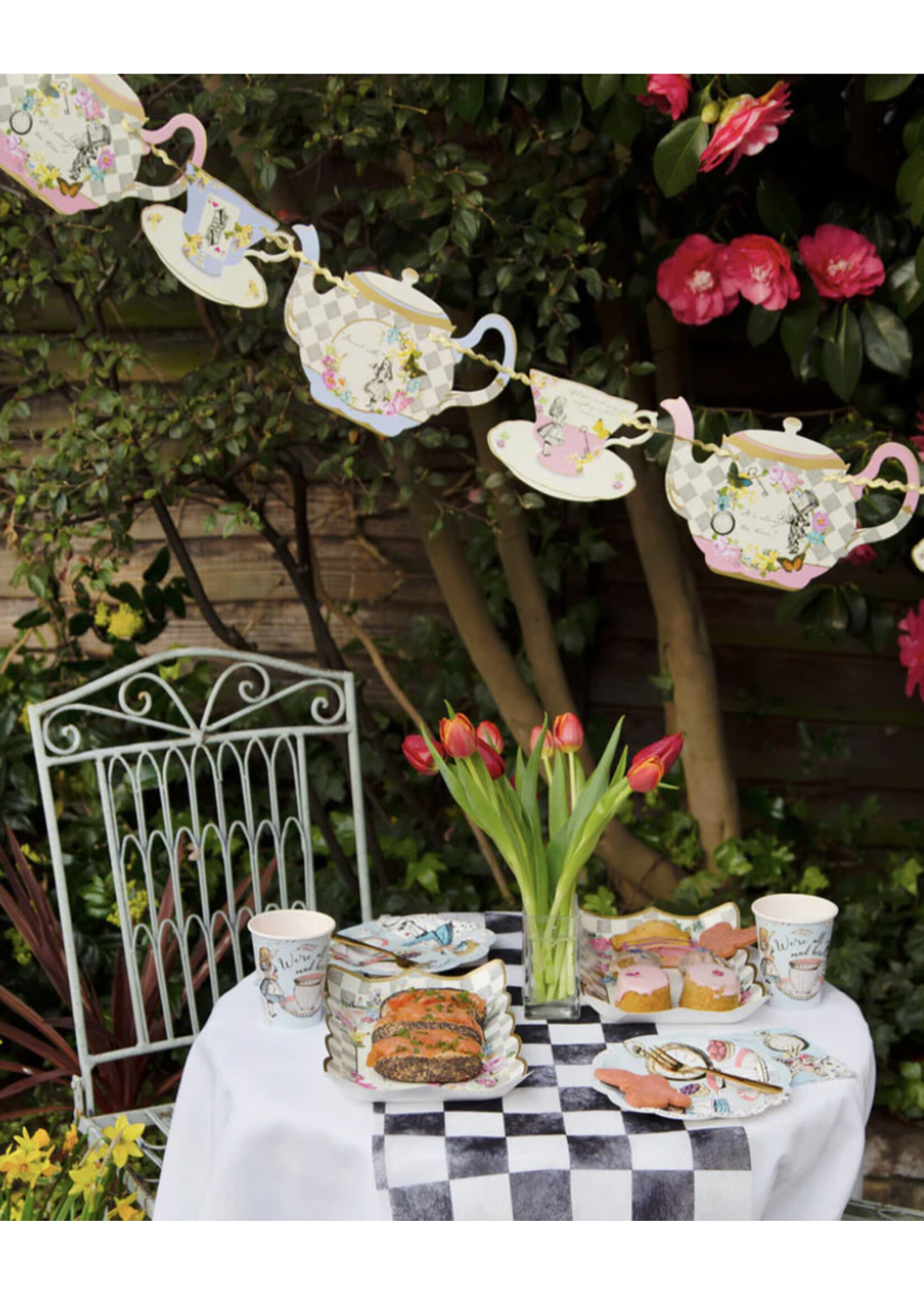 Talking Tables Truly Alice Teapot Bunting