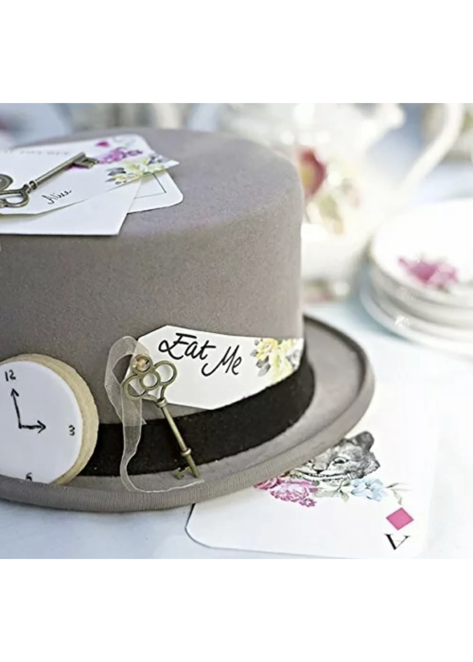 Talking Tables Talking Tables Alice In Wonderland Party Supplies Place Cards With Keys 6 Pieces