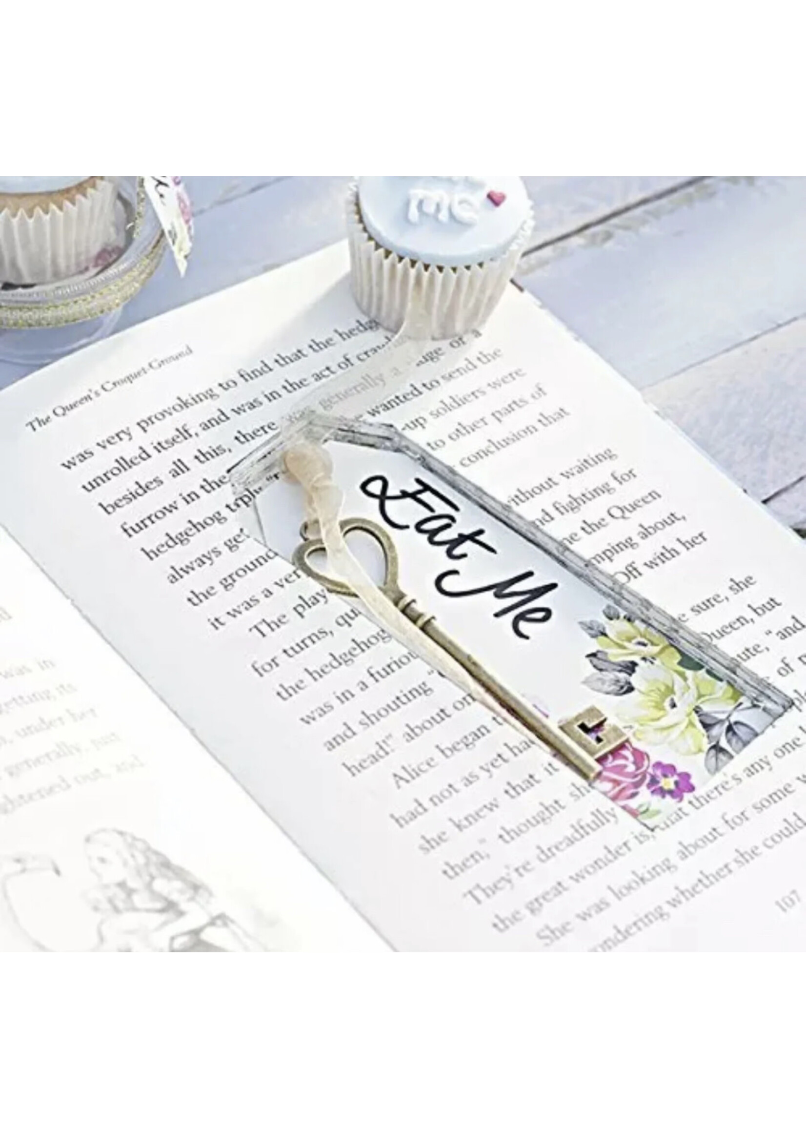 Talking Tables Talking Tables Alice In Wonderland Party Supplies Place Cards With Keys 6 Pieces