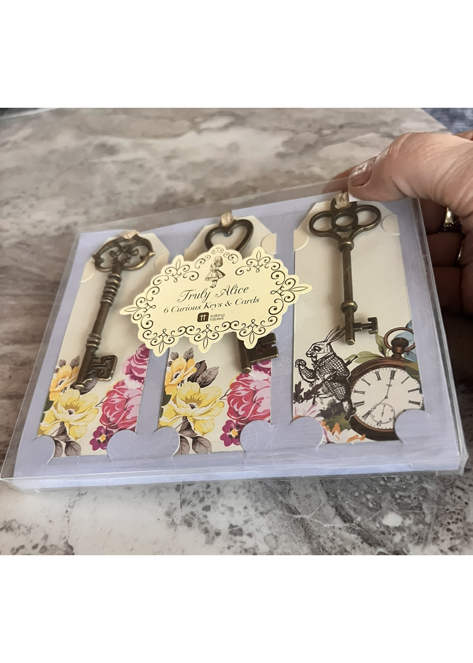 Talking Tables Talking Tables Alice In Wonderland Party Supplies Place Cards With Keys 6 Pieces