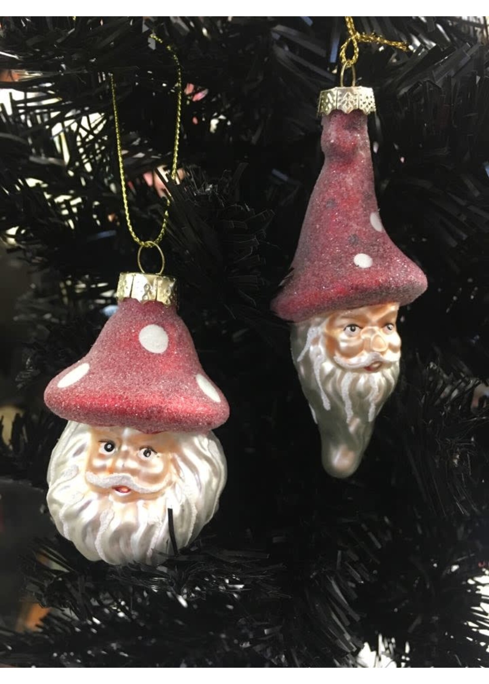 Decoris Santa  bauble with short red toadstool hat 3 pack